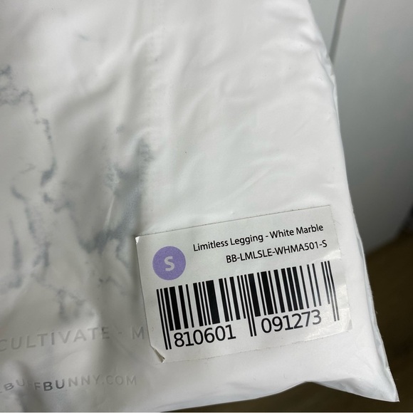NWT BuffBunny High Rise Limitless Leggings small - White Marble - Picture 5 of 9